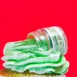 edible glitter for cakes