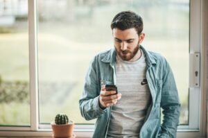 The Benefits of Texting Software Platforms for Nonprofits